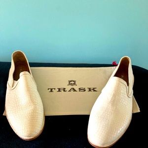 Fabulous Trask slightly off-white croc embossed leather loafer